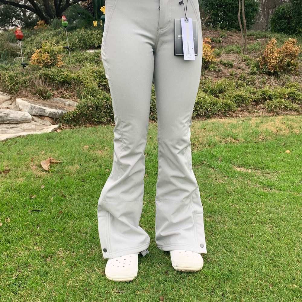 NWT Brand New O’Neill Women’s XS Spell ski/snowboard pants